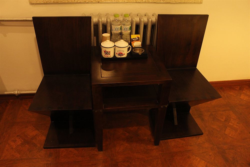 Nostalgia Hotel Beijing Guozijian Ghost Street - Near Beijing Lama Temple, Beihai Park, Jingshan Park, Drum Tower, Houhai Bar Street, Tian'Anmen Square, Located In Beijing Traditional Hutongs, 5 Minutes Away From Beixinqiao Metro Station Eksteriør bilde